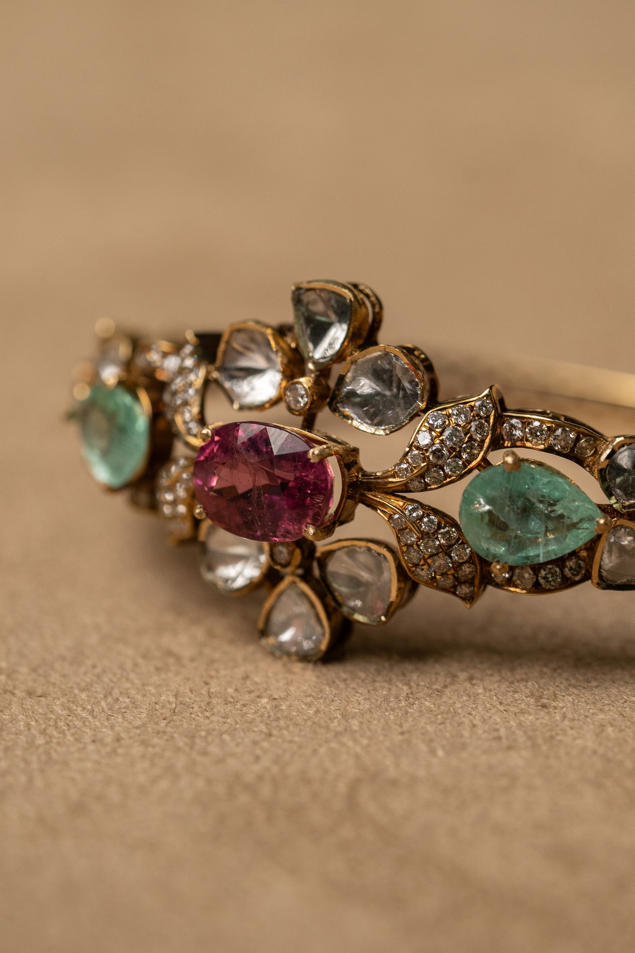 Tourmaline and emerald Polki Bangle
